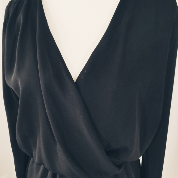 Honey Punch black long Sleeves romper, surplice.S - Picture 4 of 14